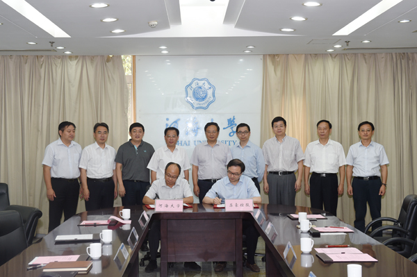 河海大学与江苏省苏豪控股集团有限公司签订战略合作框架协议