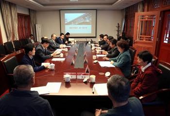 国家外国专家局副局长在北京大学调研