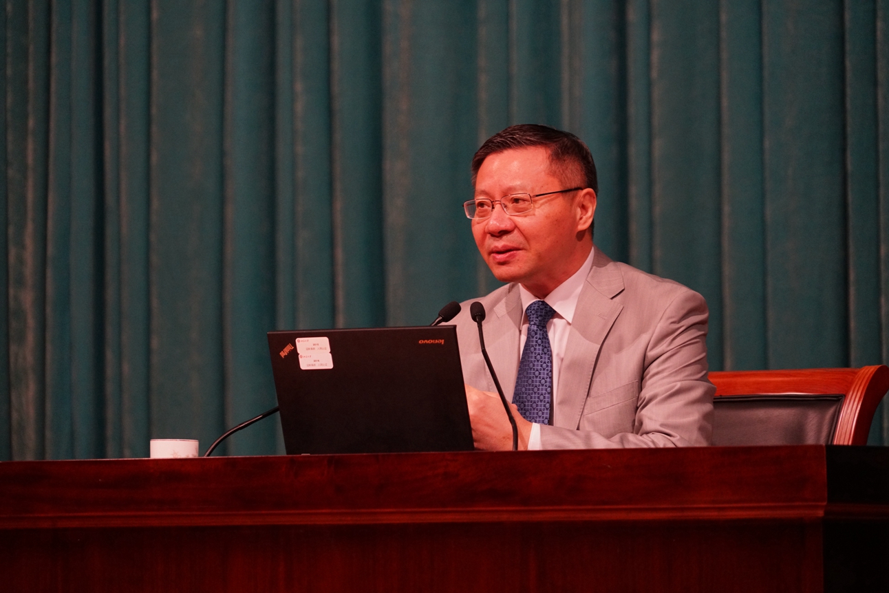 张维为教授主讲“北京高校理论名家讲堂”第三场
