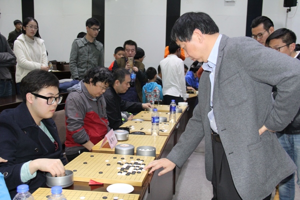 南开大学举行“弈”校园时代围棋推广活动