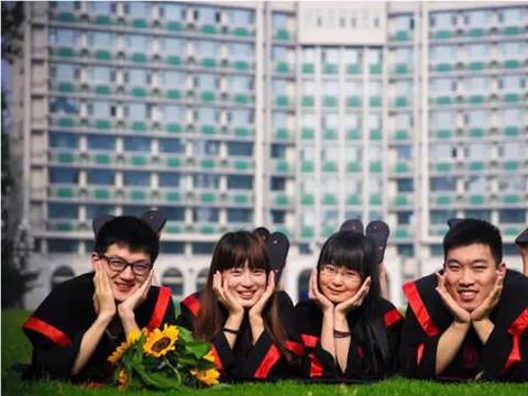 中国政法大学在职研究生外语考试可选择哪些语种?