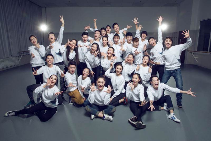 北京舞蹈学院在职研究生学费贵吗?